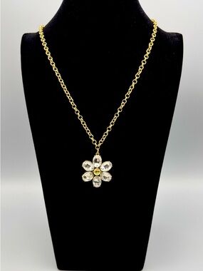 Ann Taylor Gold Tone Flower Pendant Necklace Rhinestone 30” Chain